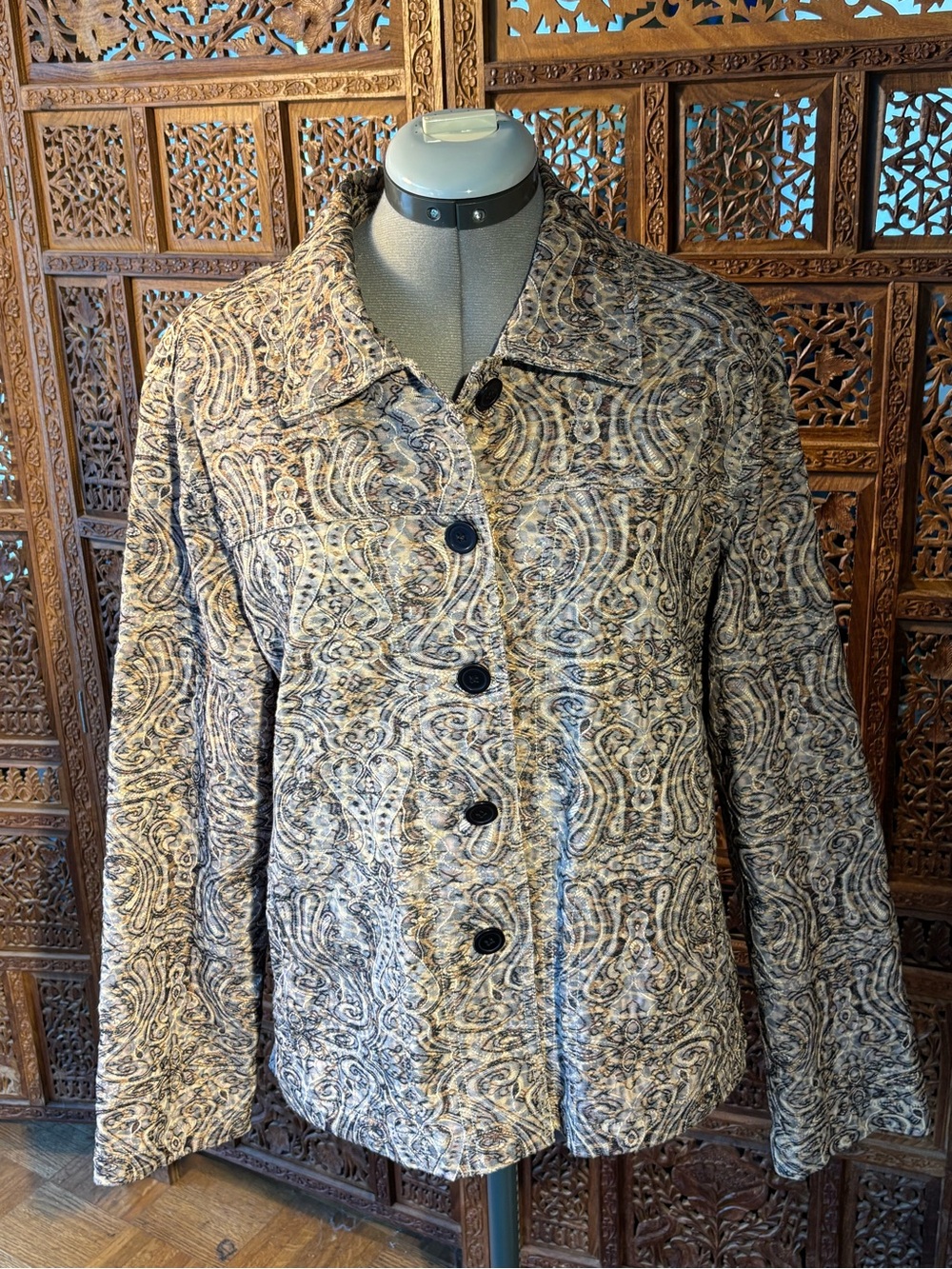Women's Paisley Button-Front Blazer Jacket in Neutral Tones